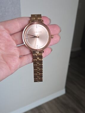 Michael Kors Rose Gold Tone Round Dial Bracelet Watch